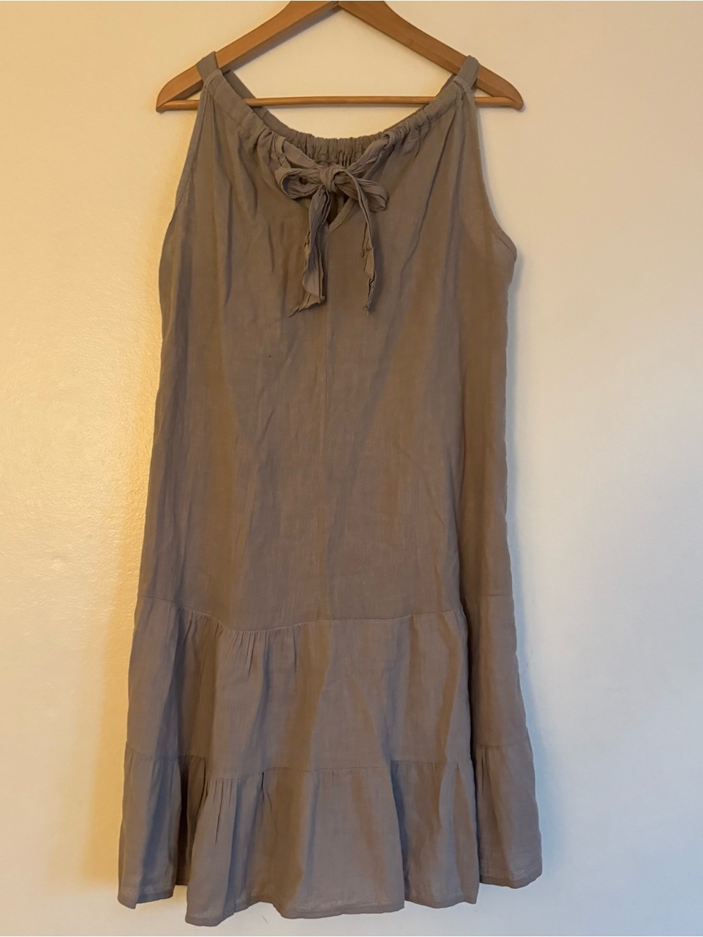 Light Taupe Sleeveless Tie-Neck Tiered Dress Linen Blend Made in Italy Lagenlook